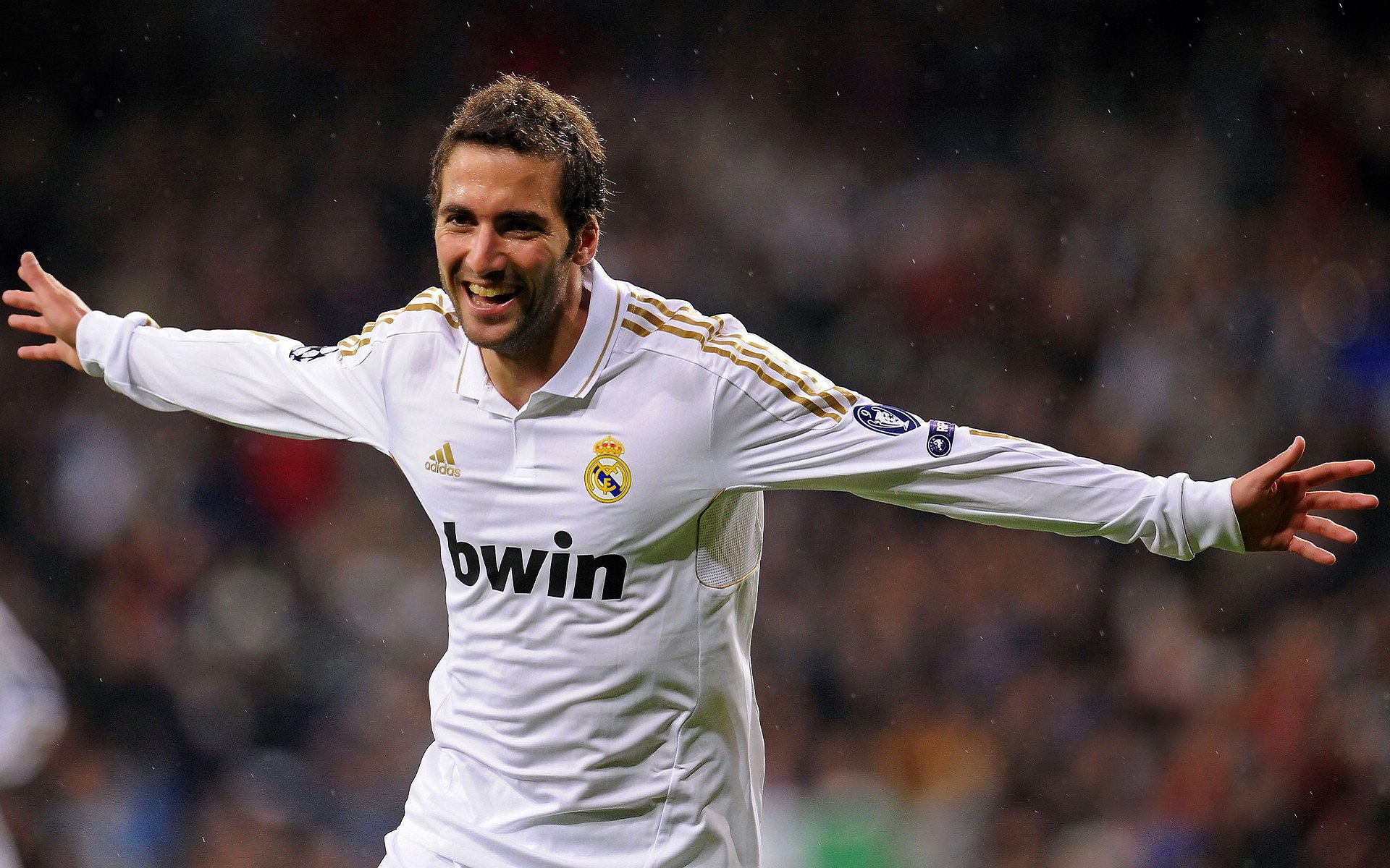 英超争冠悬念再起!但等等,亚特兰大击溃多特蒙德,给英超豪强们上了一课?