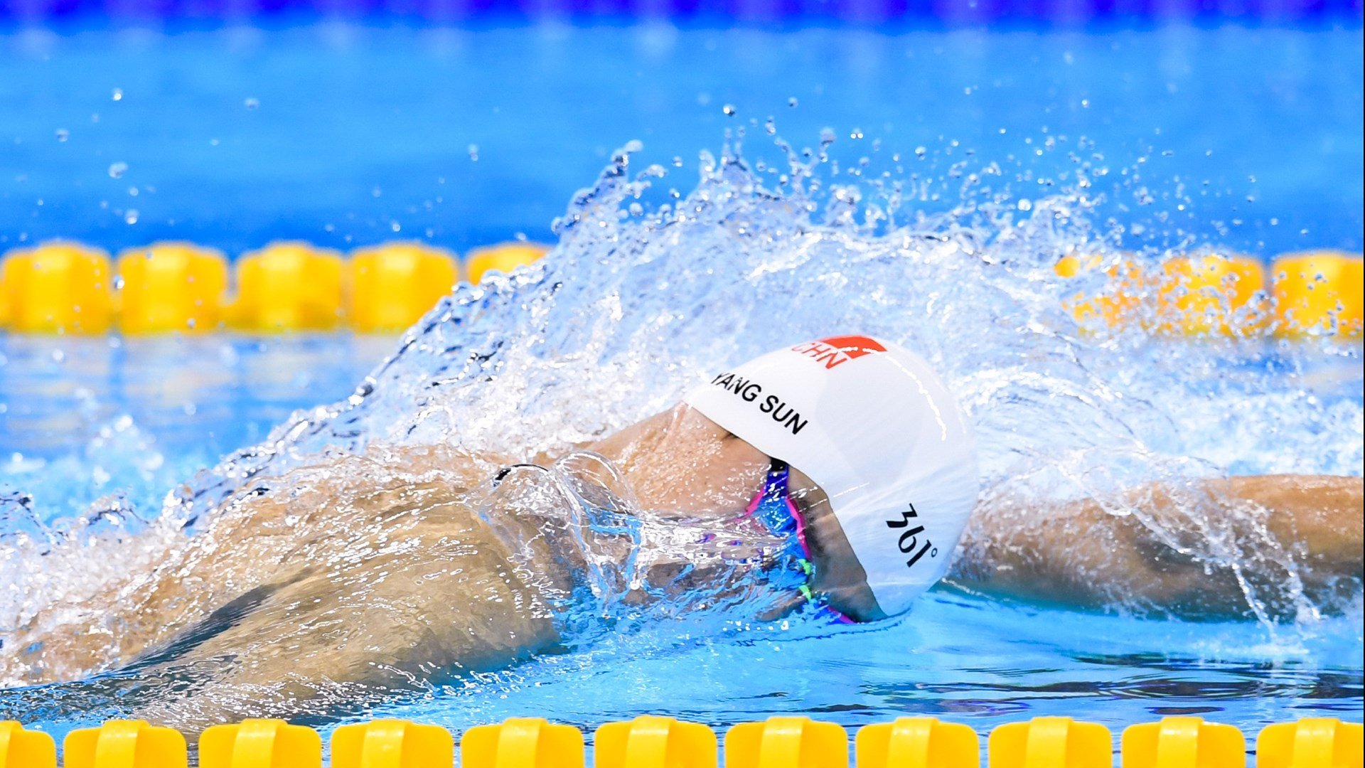 汤普森!东决夜的三分暴雨,历史在他冷血的指尖重现